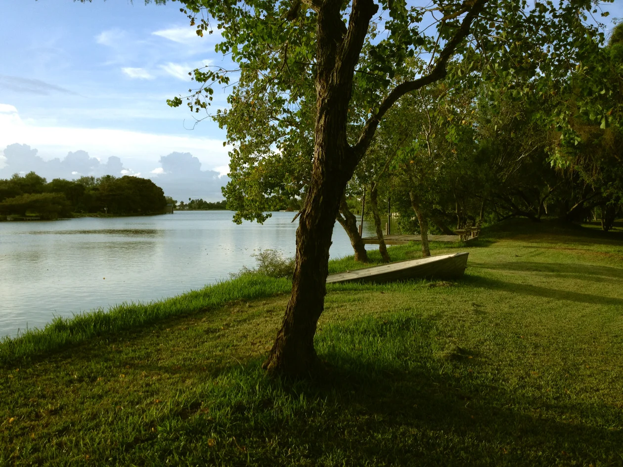 resaca-boat.jpg