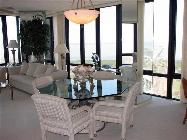 BP2800_Dining.jpg