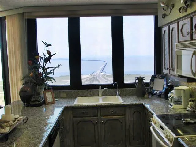 BP2800_Kitchen2.jpg