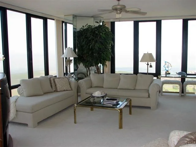 BP2800_Living2.jpg