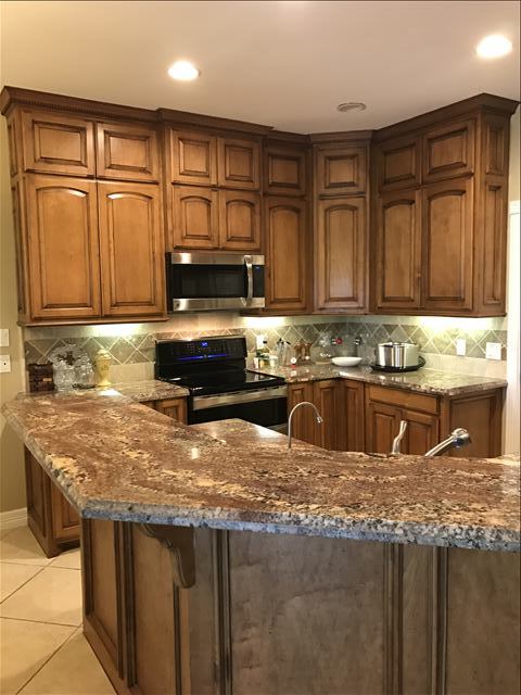 Kitchen 1.JPG
