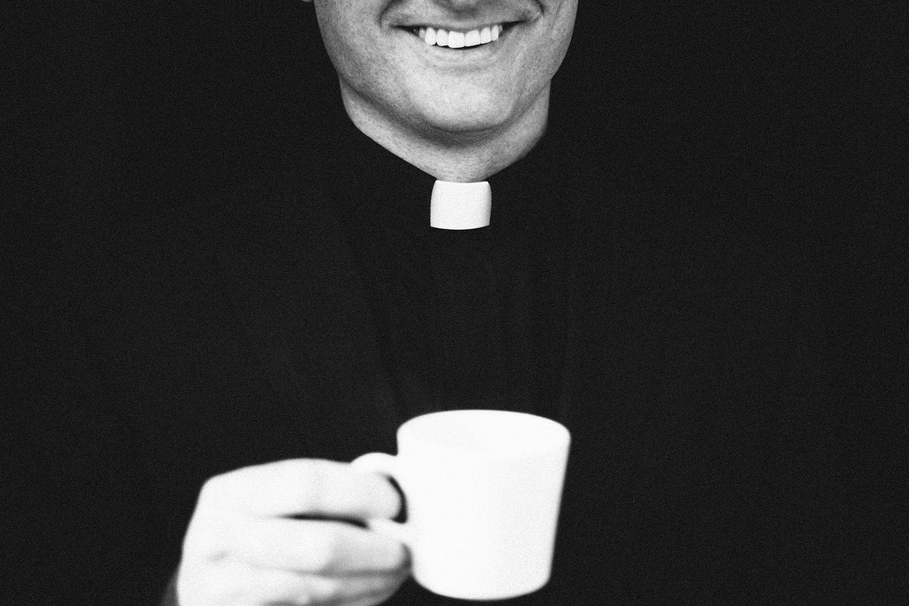 priest-drinking-coffee-bradley-hanson-photography-minneapolis-minnesota.jpg