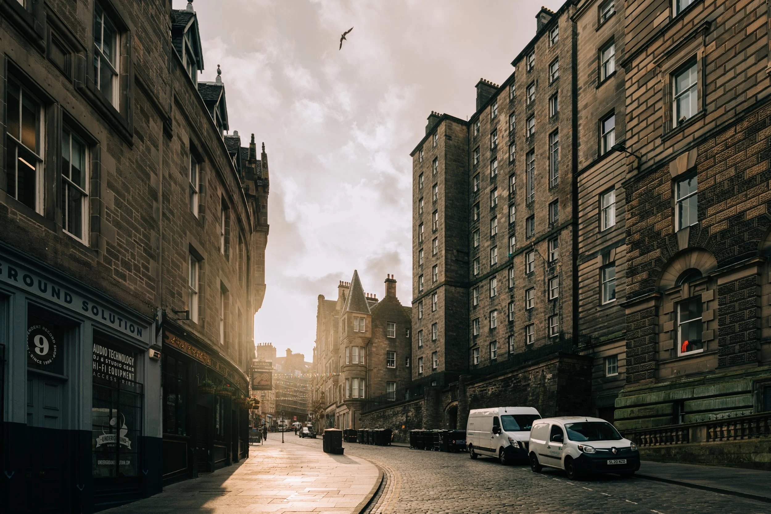 classic historical edinburgh scotland sunrise milkman coffee