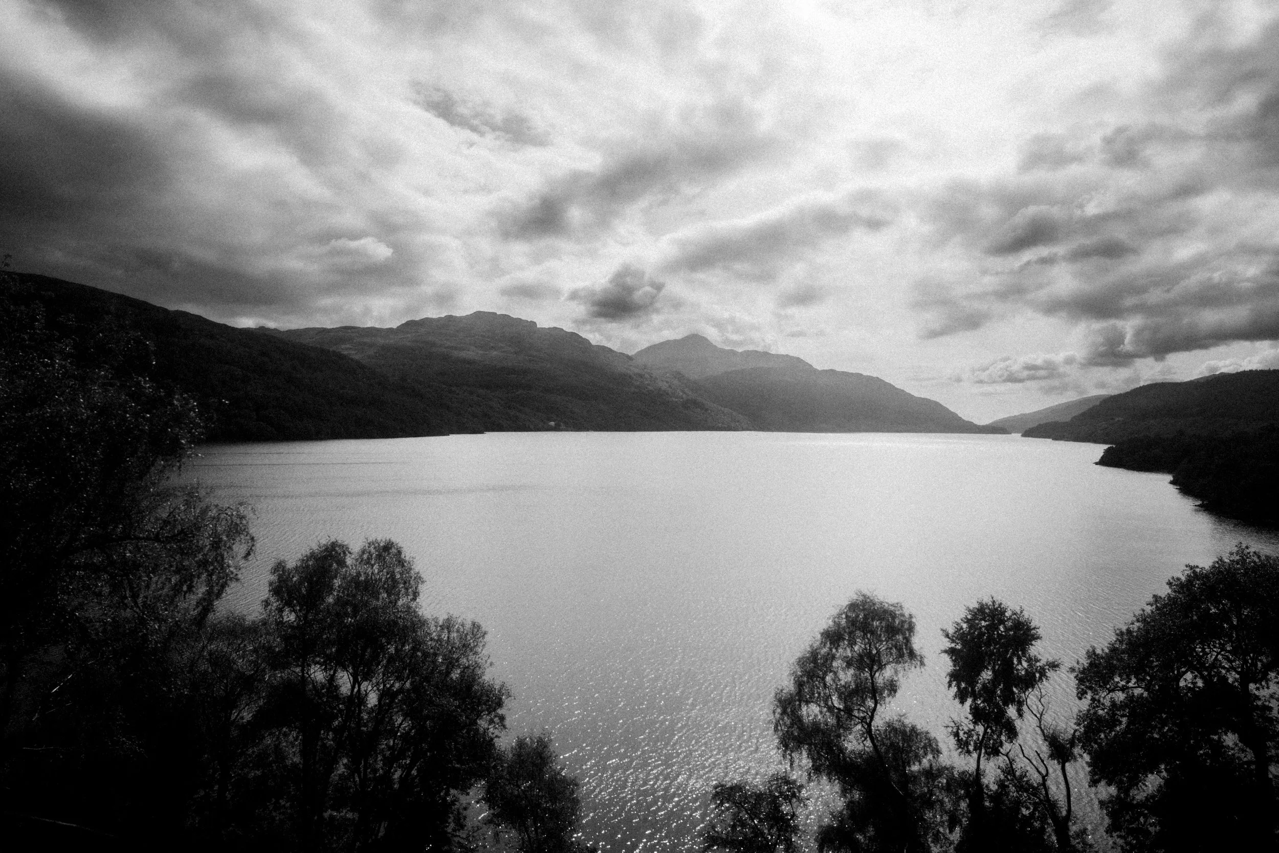 lake in edinburgh scotland from the train