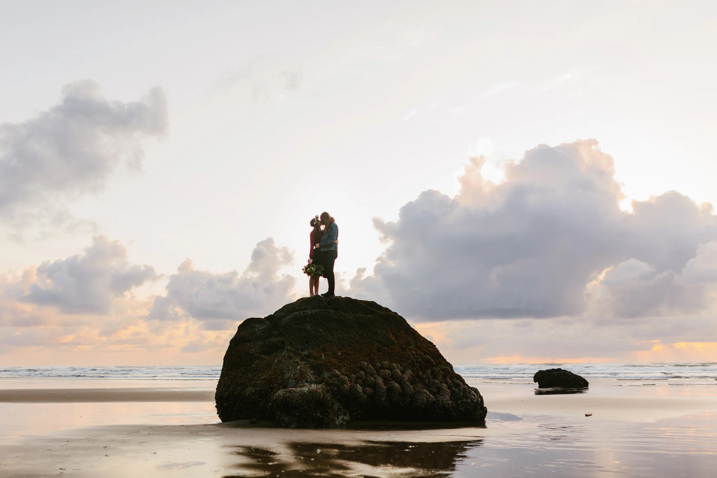 Lauren and Patrick, Oregon Coast Cannon Beach, Oregon Engagement Session, Grace and Jaden Hurtienne Photography (20)