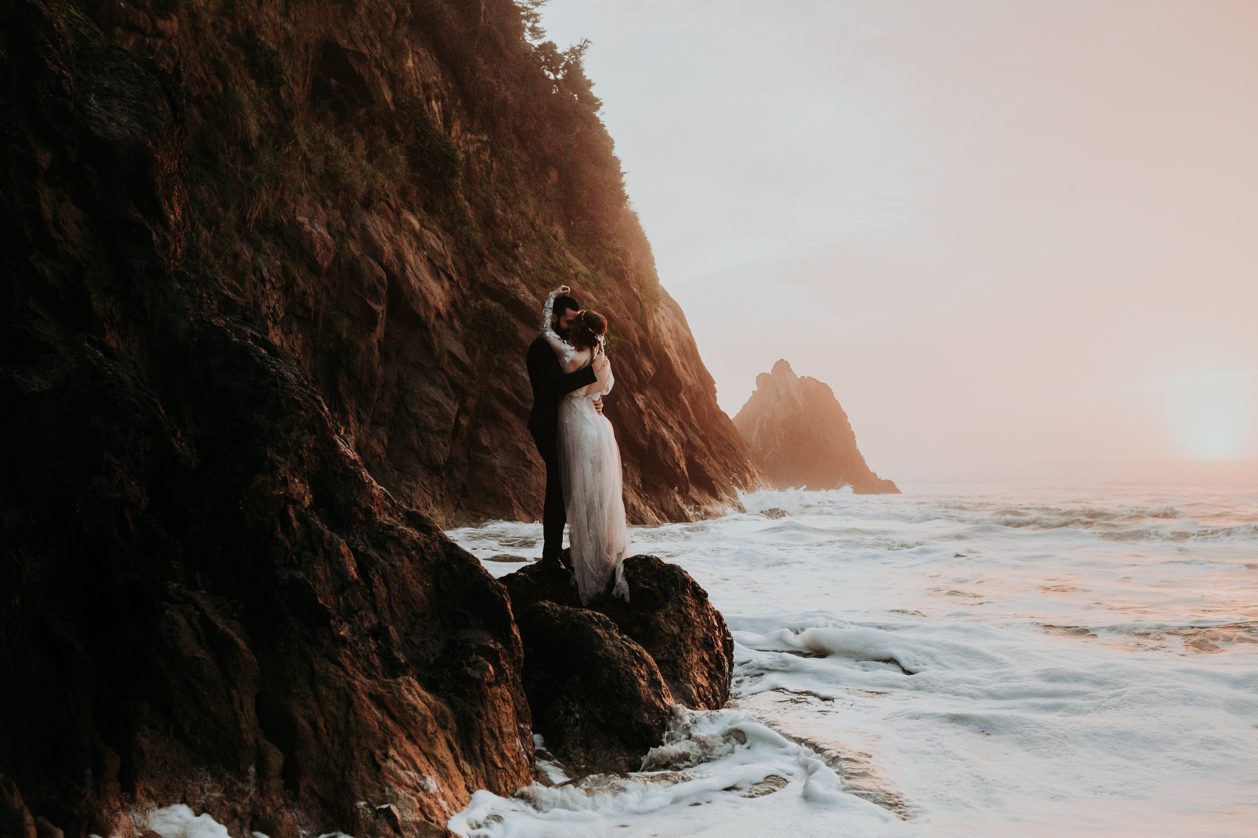 Grace and Jaden Photography- Best Places to Elope in Oregon- Hug Point (5) .jpg