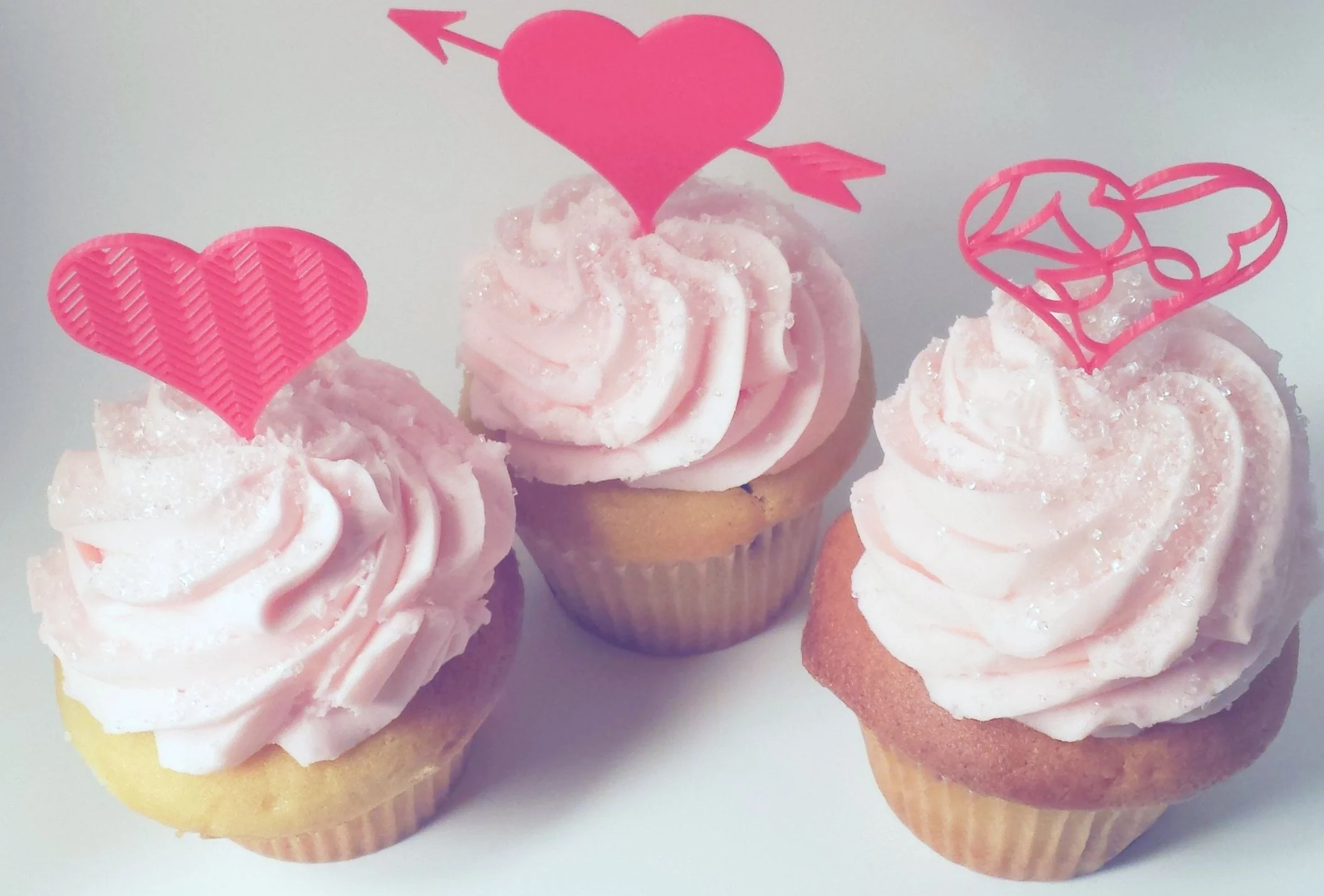 hearts vday cupcakes valentines.jpg