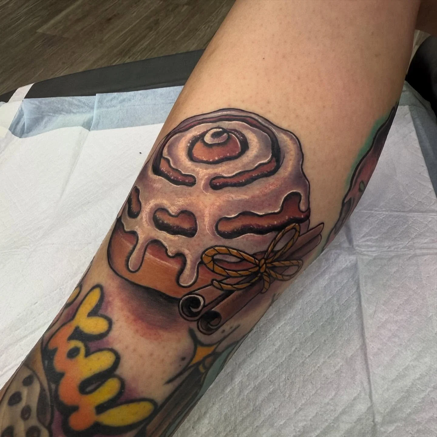 Freehand cinnamon roll done by Mikey!