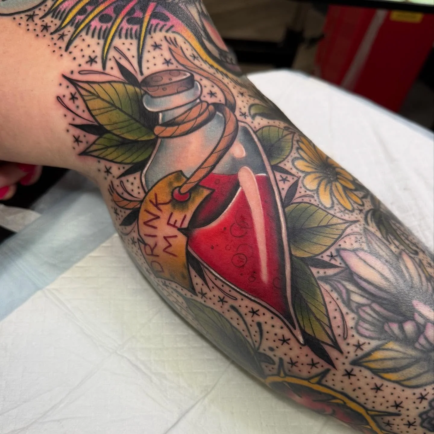 Freehand potion bottle filler done by Mikey!