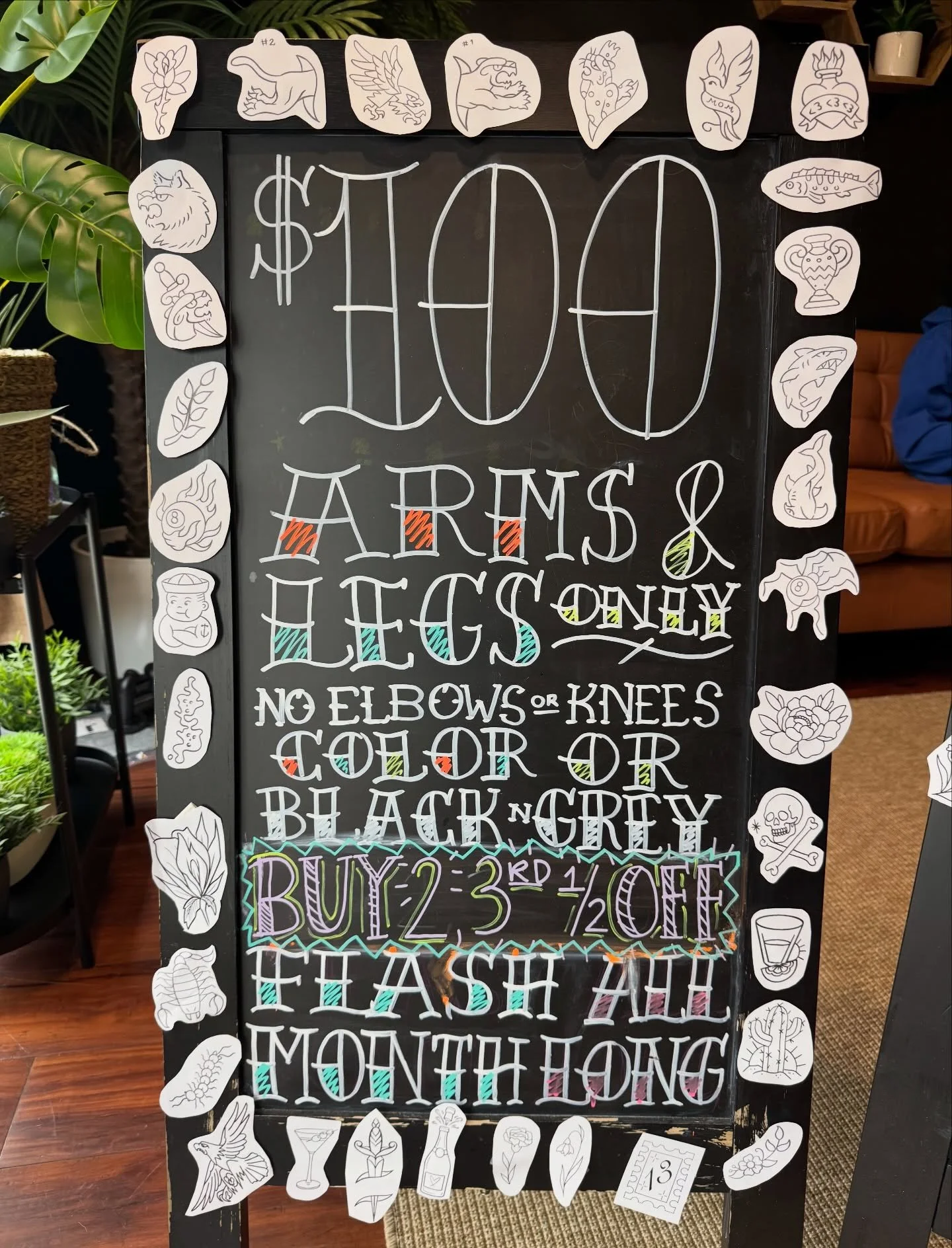 Got commitment issues? Flash tattoos don&rsquo;t judge 😌
🎨 Flash of the Month
💸 $100 &amp; $200 pre-drawn designs
📆 All month long
🚪 Walk-ins always welcome

Let&rsquo;s make it permanent ✨