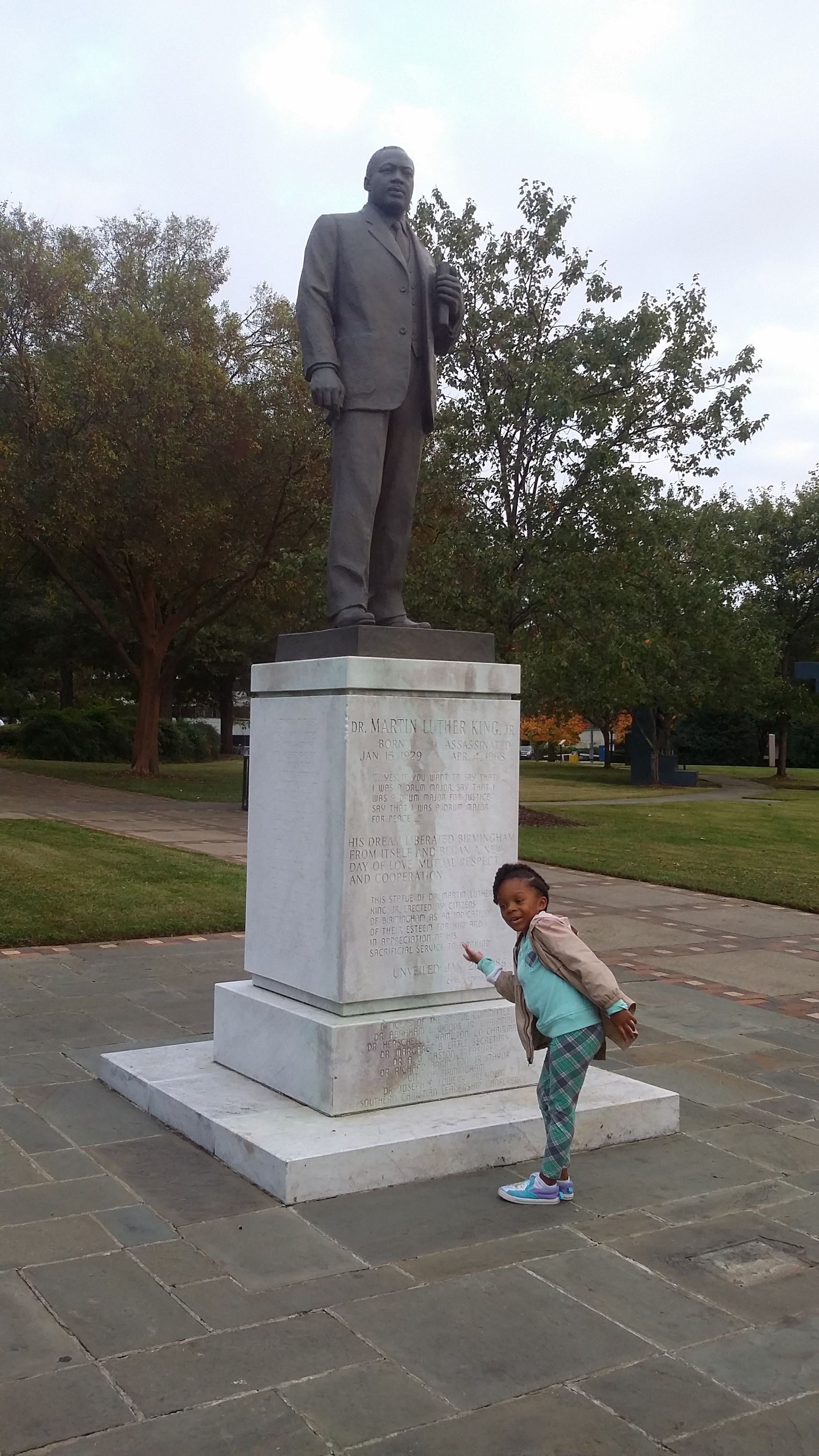 MoMo and the Marting Luther King Jr., She was introducing me to the statue