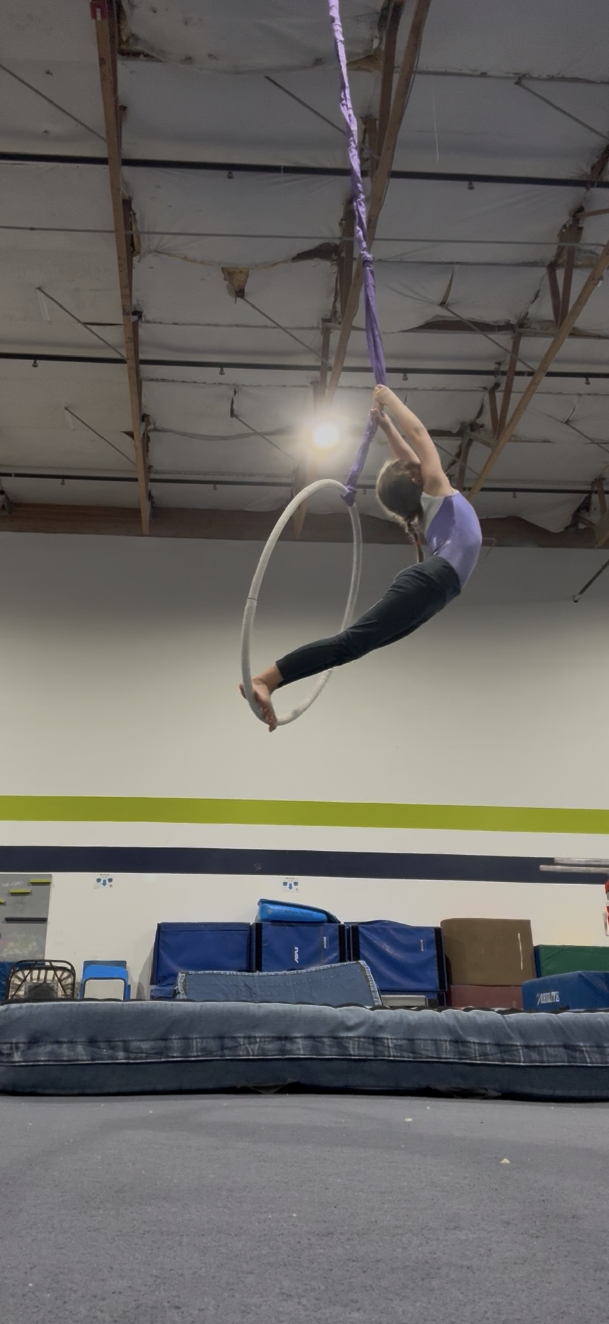 Aerial Youth (Wed 7:30-8:40) Sessions (4 weeks)