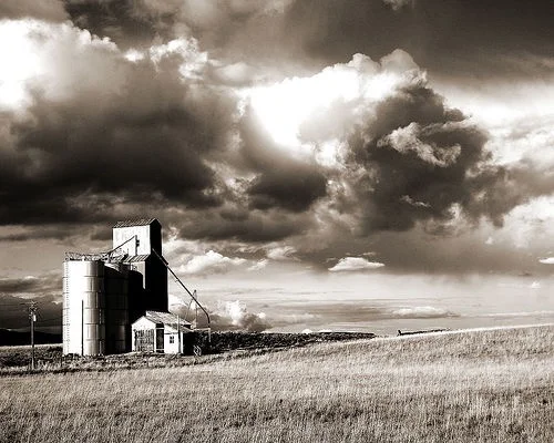 thumb_Grain Elevator_1024.jim.jpg