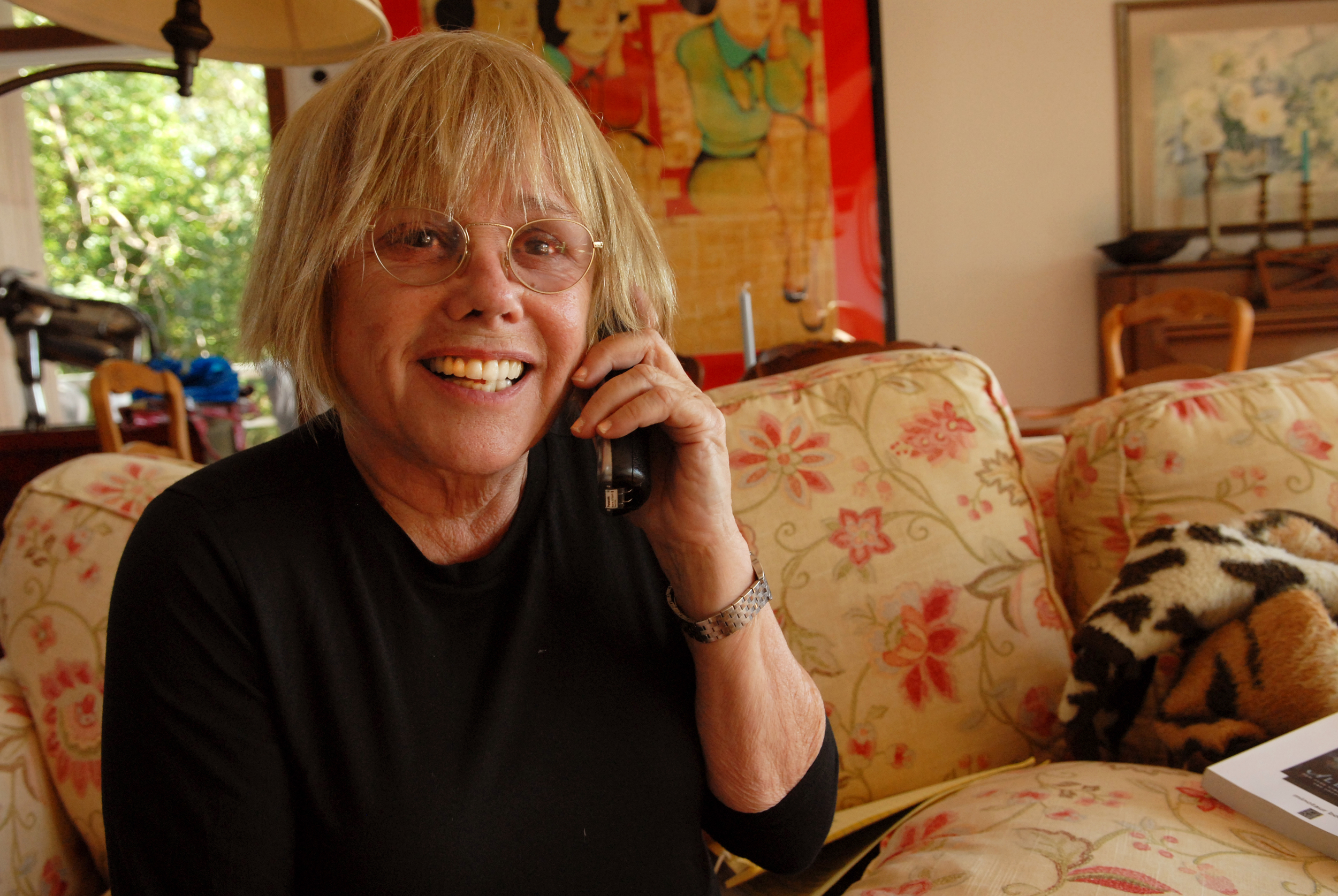 Lynda Sturner doing just one of the things she does so well.