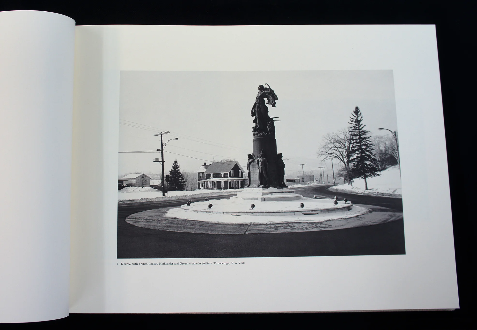AmericanMonumentDeluxe08.JPG