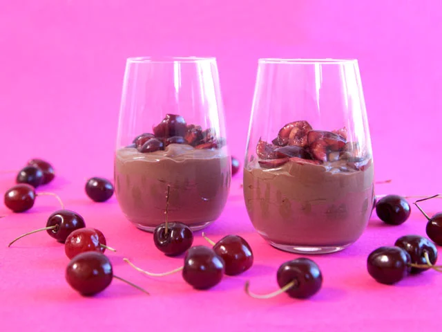 Chocolate Cherry Chia Pudding