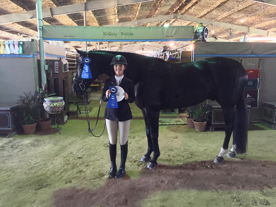 Hannah picks up the win in both 3' Pre-Green over fences classes on Bernadette Mulliken's Kaspar.
