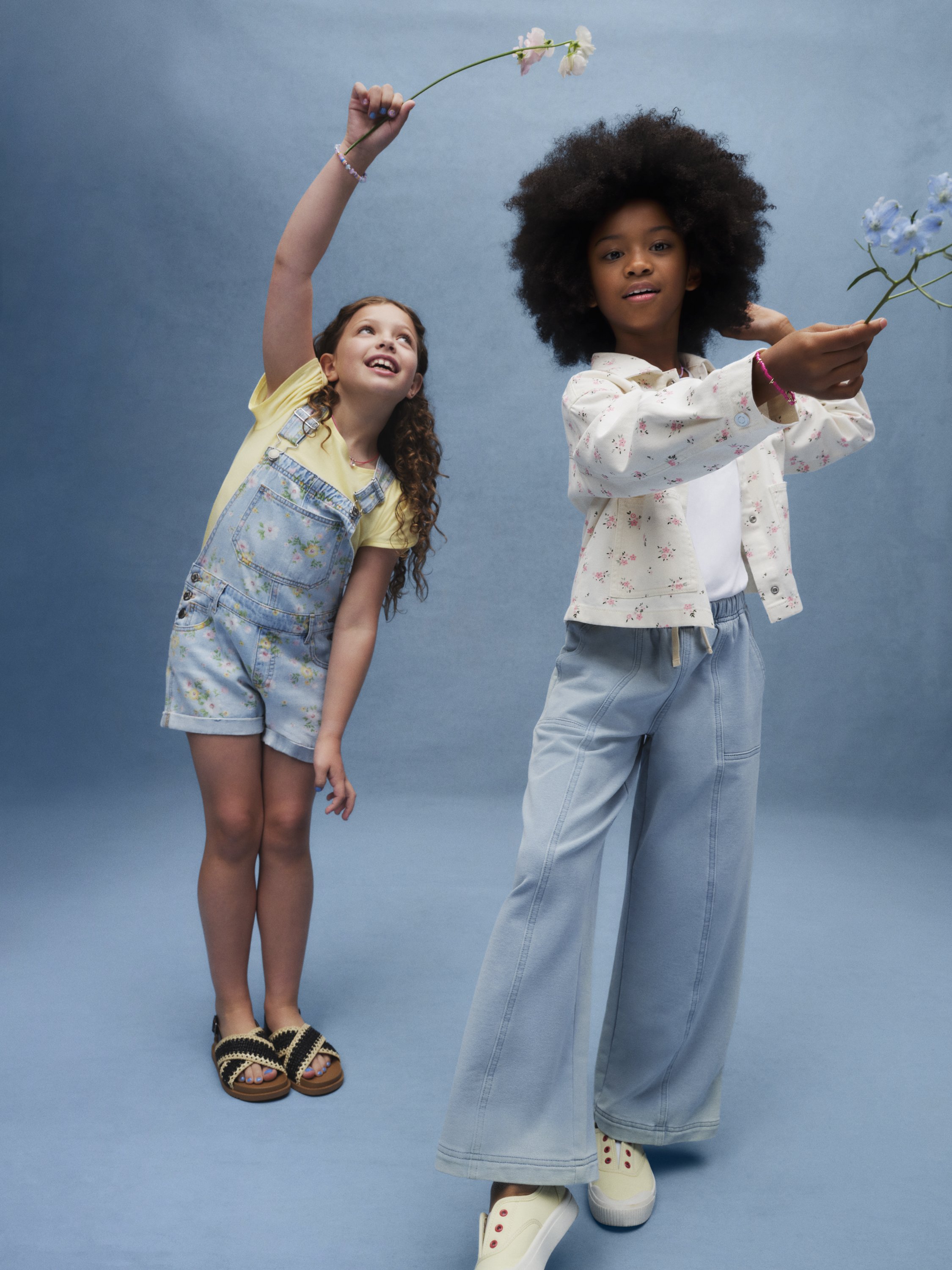 7235200-FY27-Spring-Fashion-In-Store-Tower-Girls-Apparel-OF_3551_FINAL_JPG.jpg