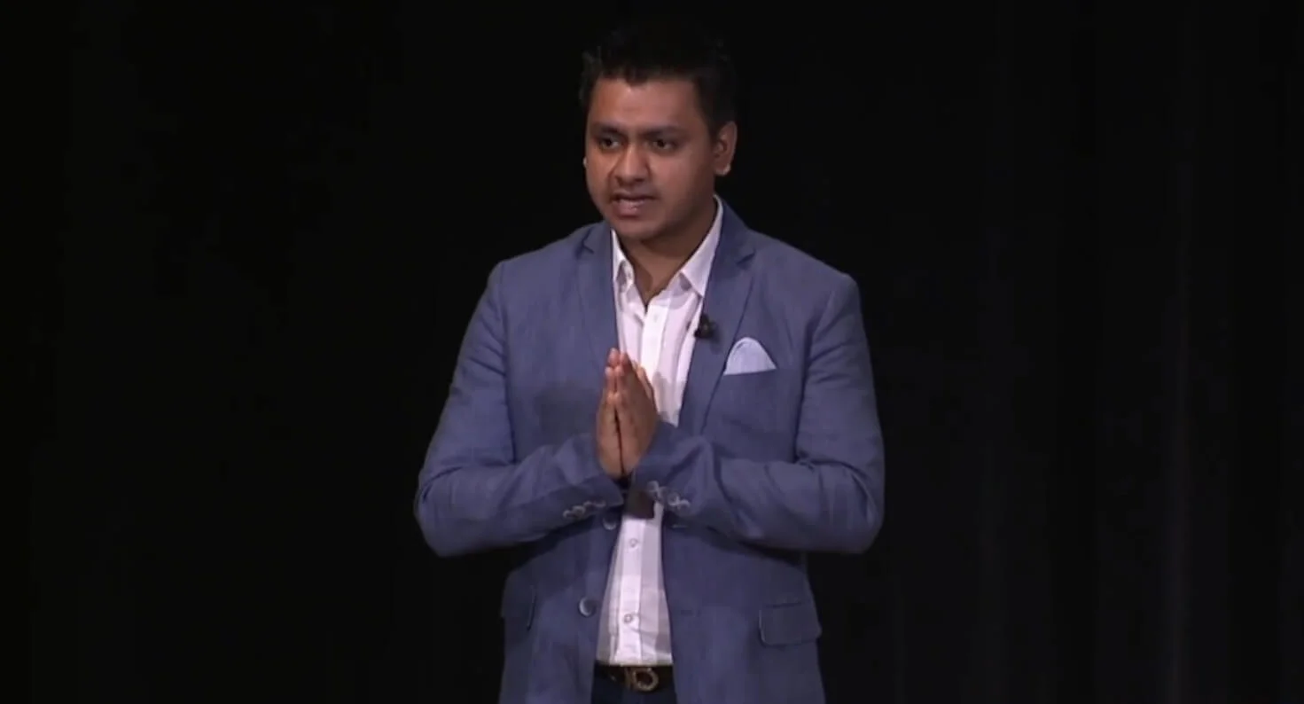 chandresh-speaking.jpg
