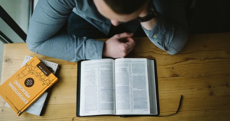 lay-preaching-crop-800x421.jpg