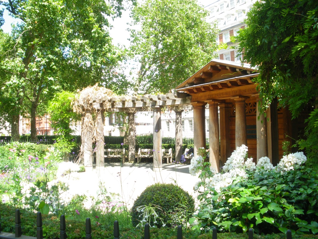 London Memorial Garden 5.jpg
