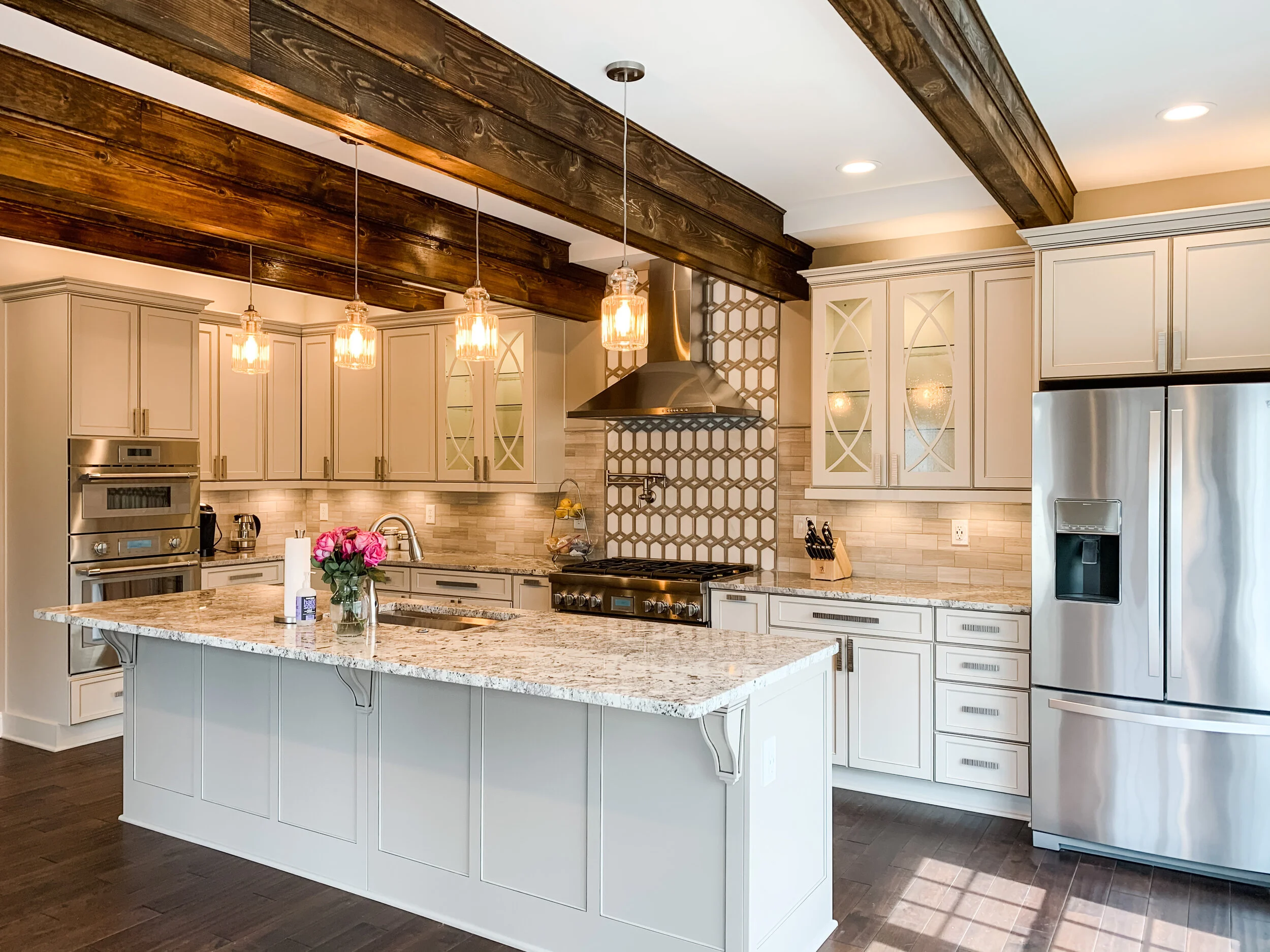 Hutch & Home Furniture & Interior Design Beaver County, PA