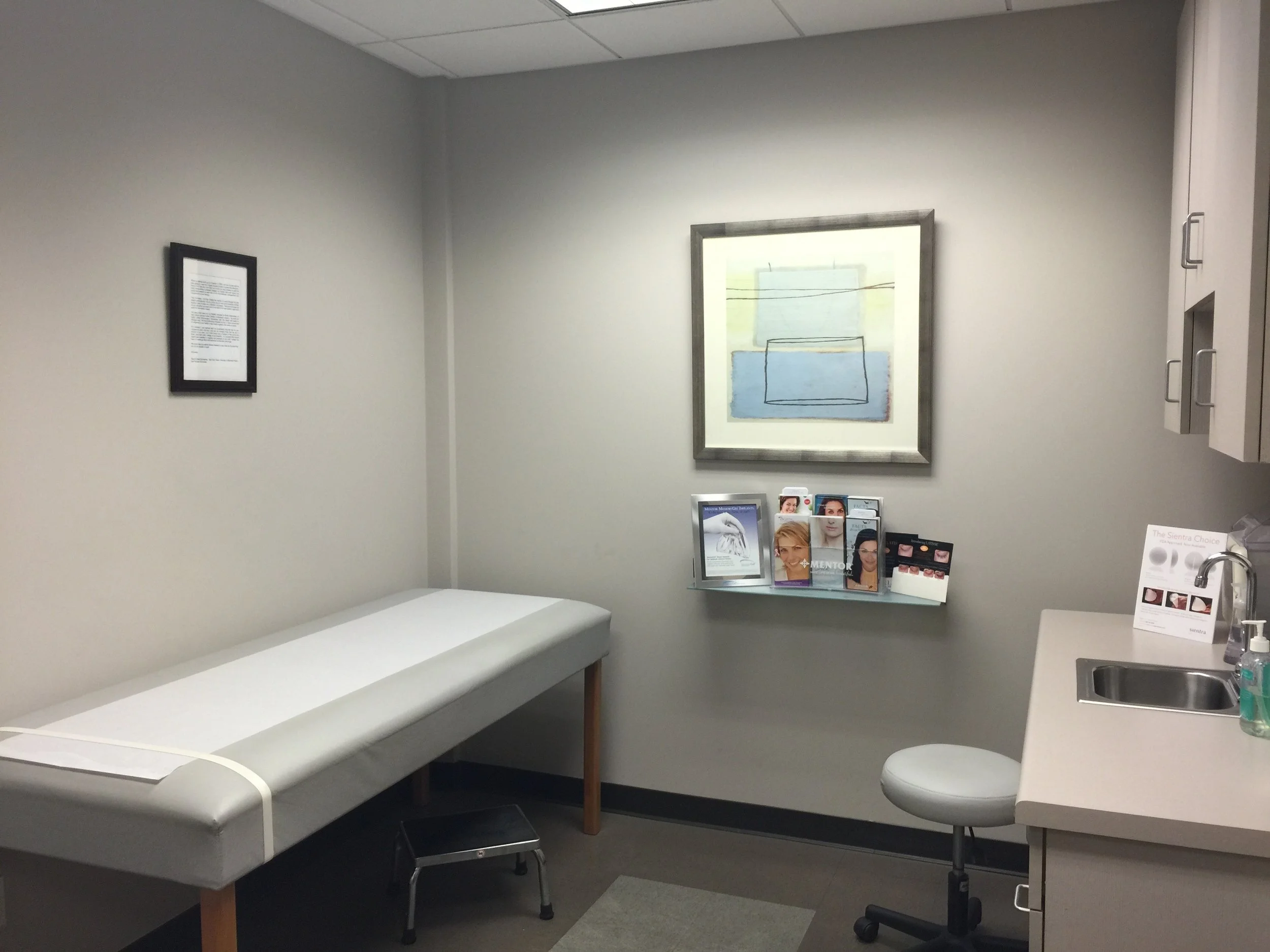 Haaland Rolling Oaks Medical Center Eric Nishimoto Office Lease Rent Professional Private Practice Surgen Doctor Physician Health Care Top Best Number One Agent Real Estate Commerical 2.jpg