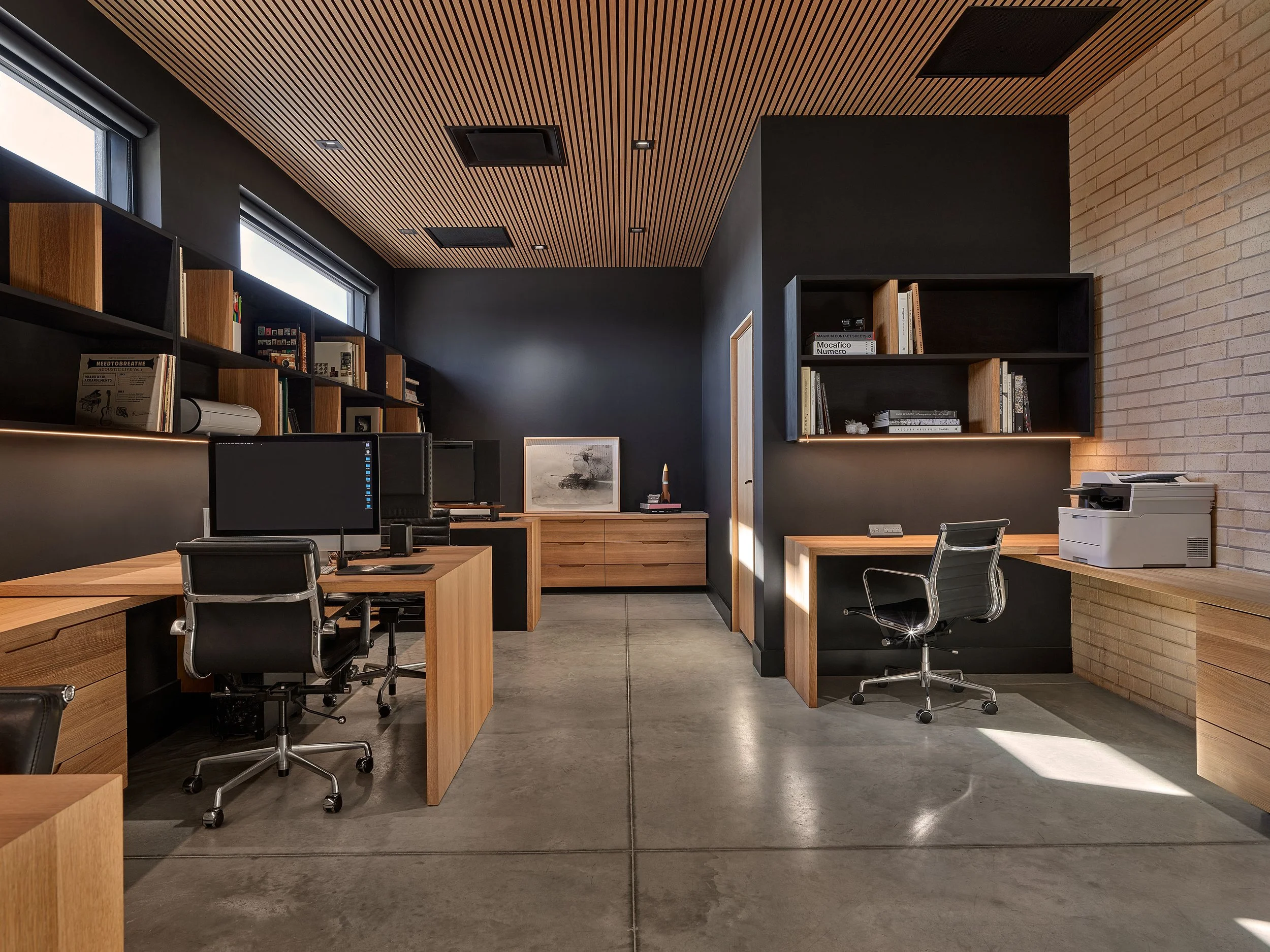 LOWRES 3K - STUDIO - OFFICE - View 01.jpg