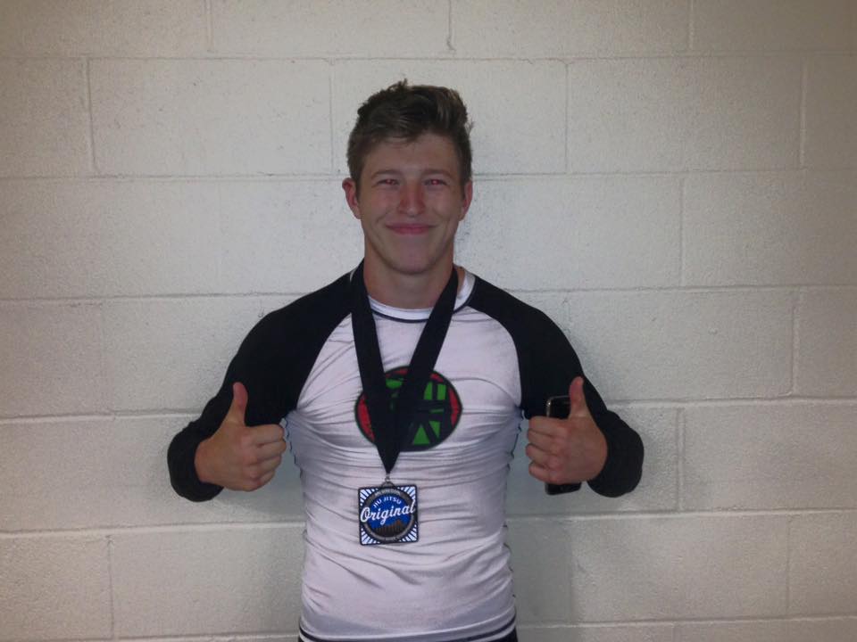 Gage Hernandez wins silver at this year's Oregon Open