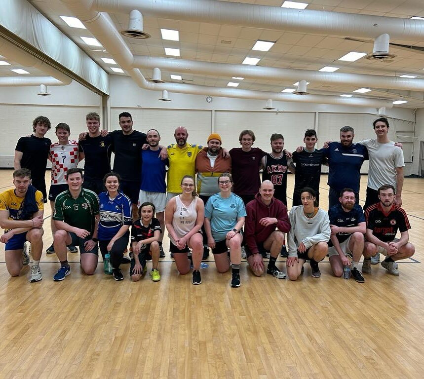 If we get any more players that are over 6 foot, we&rsquo;ll be walking over @edmontongaa this year 😬

Solid turnout last night with more new faces every week!

#irishincalgary