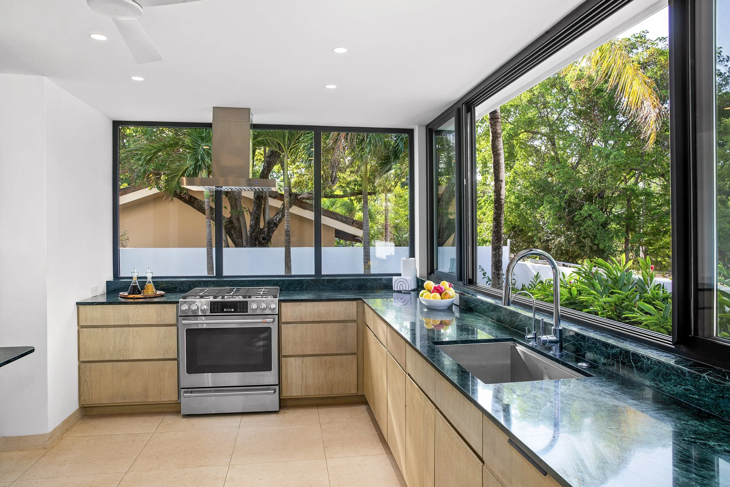Casa_Southern_Dream_Kitchen_Area_CC.jpg