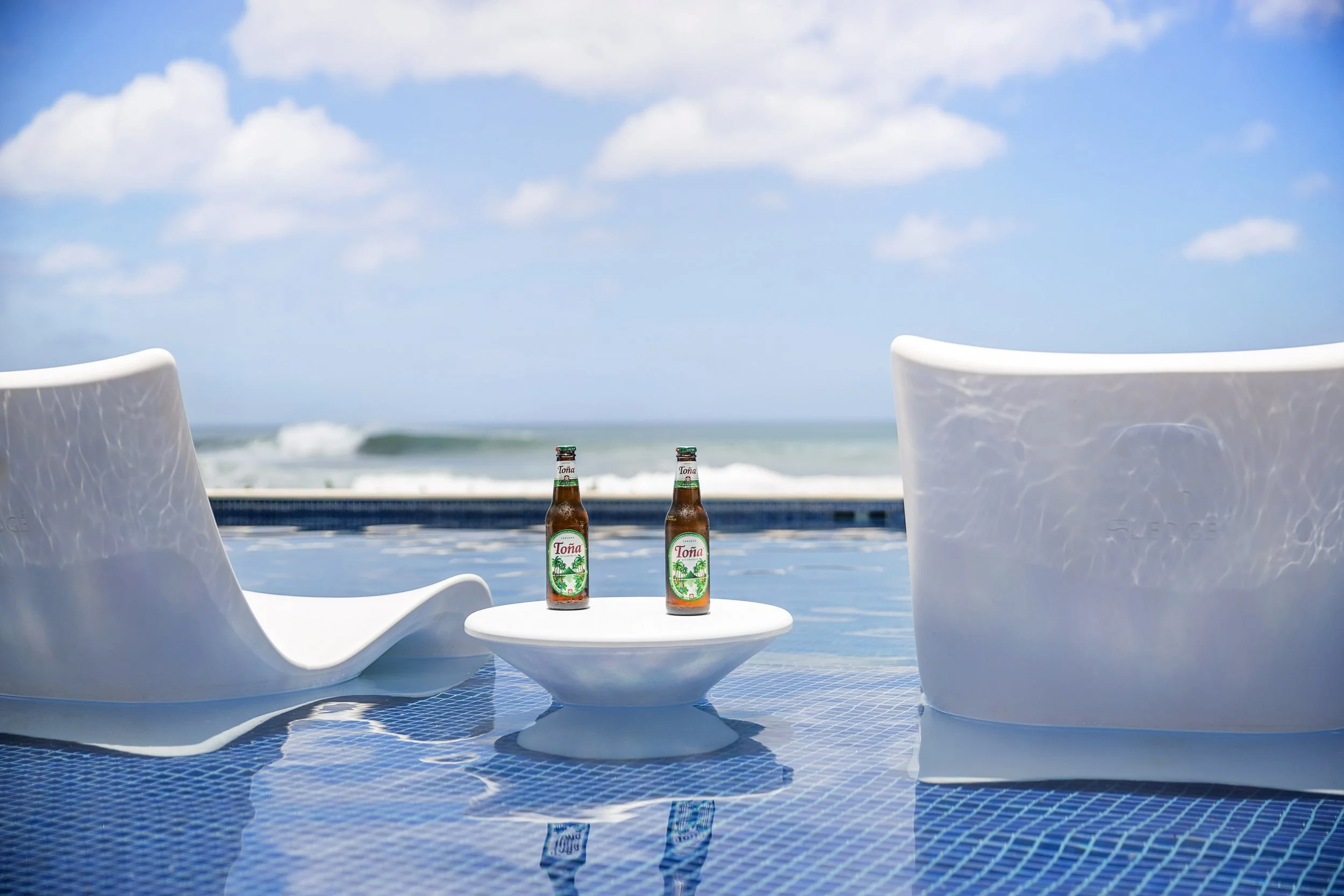 Casa_Southern_Dream_Chairs_in_Pool_Tonas_Ocean_View_CC.jpg