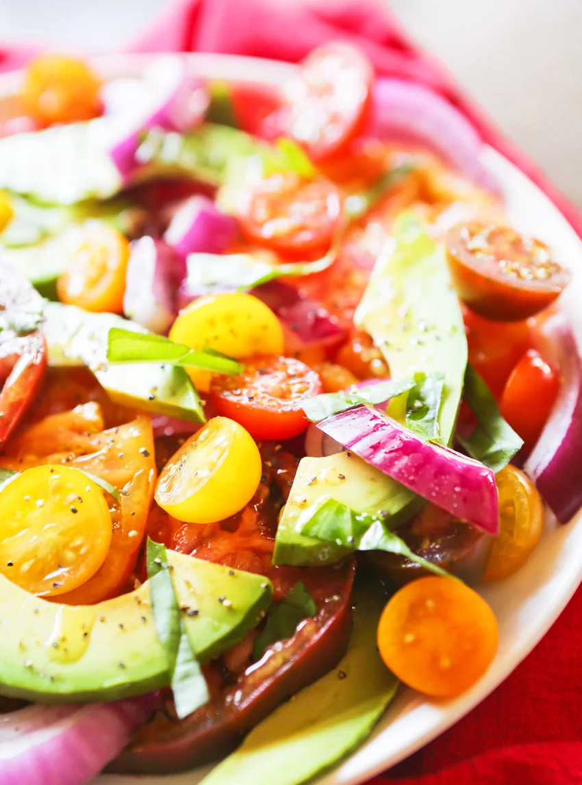 recipetomatosaladwithavocadoonion.jpg