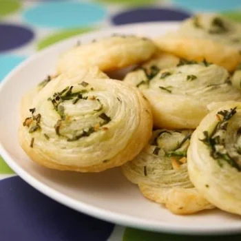 Garlic Herb Pinwheels