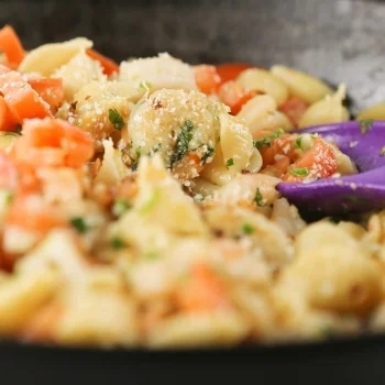 Spicy Shrimp Pasta Skillet