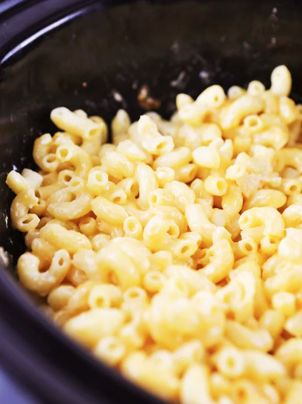 crockpotmacandcheese.jpg