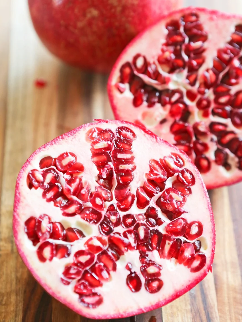 pomegranatehowtoremoveseeds.jpg
