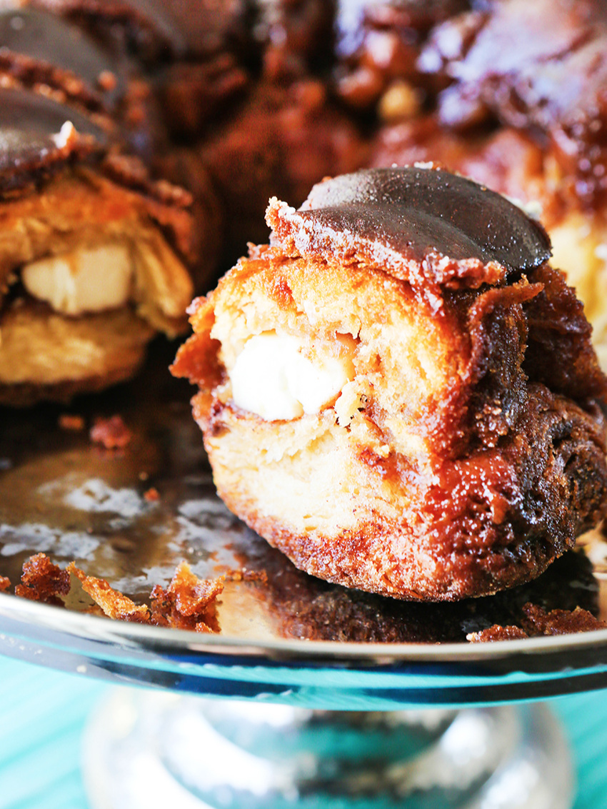 Monkey Bread Recipe with Cream Cheese Recipe VIDEO