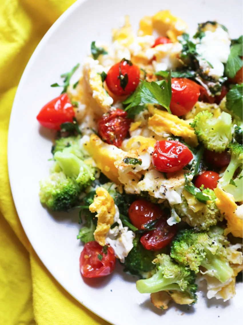 Broccoli and Eggs Breakfast with Tomatoes