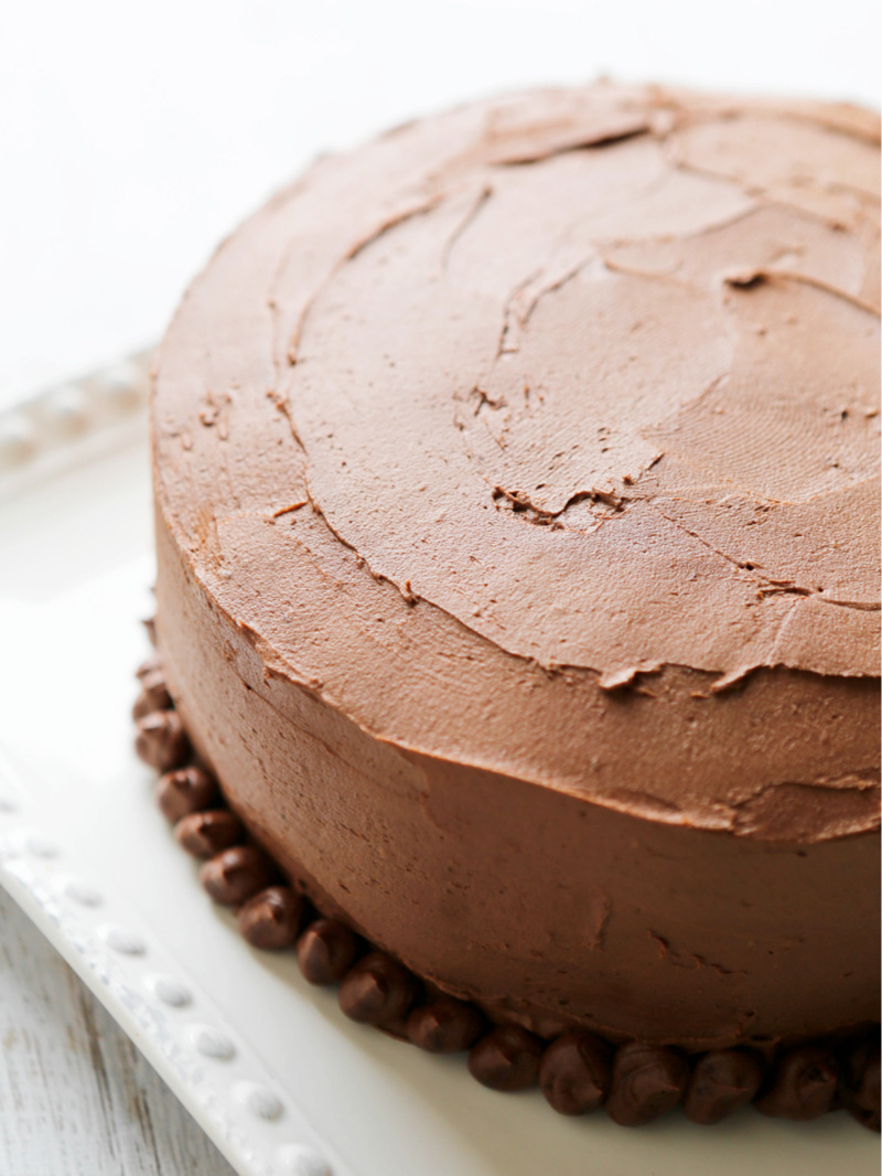  Top view of chocolate cake 