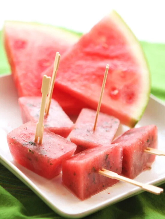 How to Make Ice Cube Tray Popsicles!