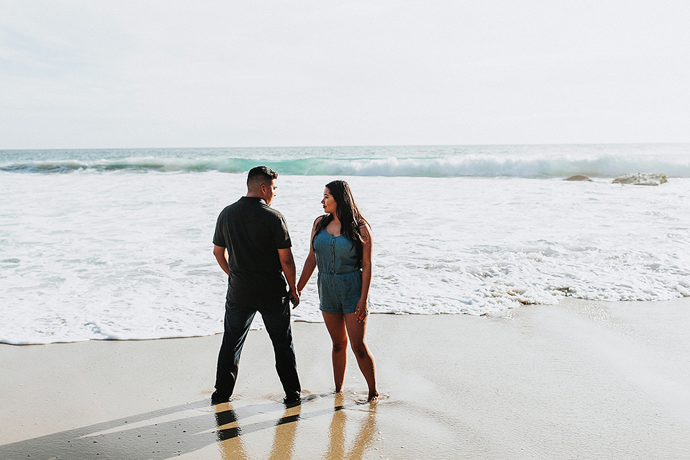 anahi_gustavo_engagement_-00 (7).jpg