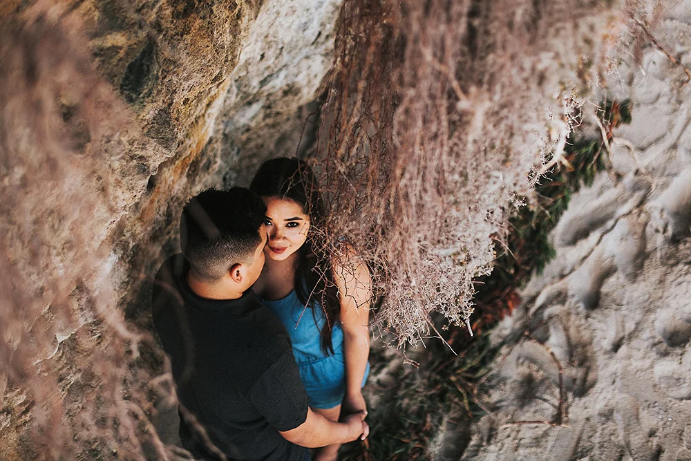 anahi_gustavo_engagement_-00 (9).jpg