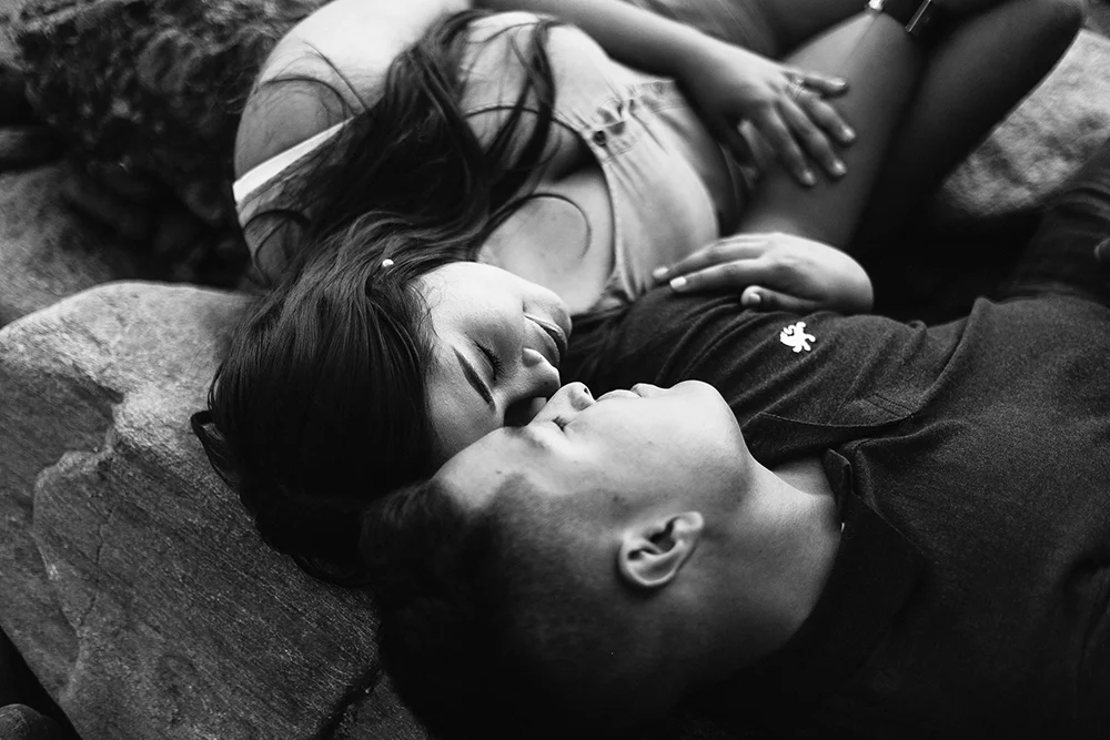 anahi_gustavo_engagement_-00 (23).jpg