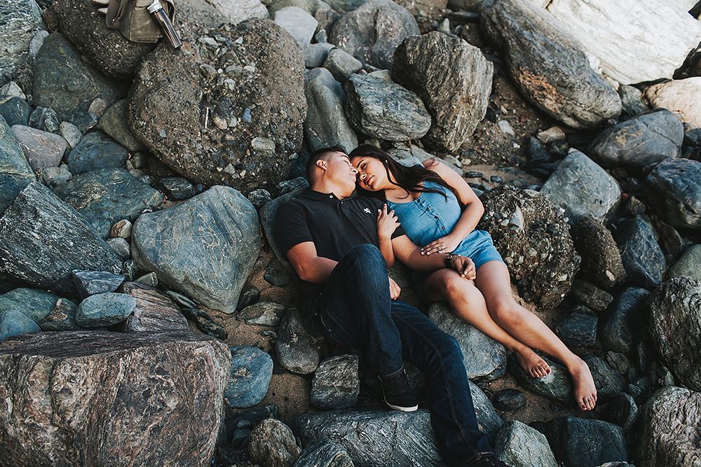 anahi_gustavo_engagement_-00 (22).jpg