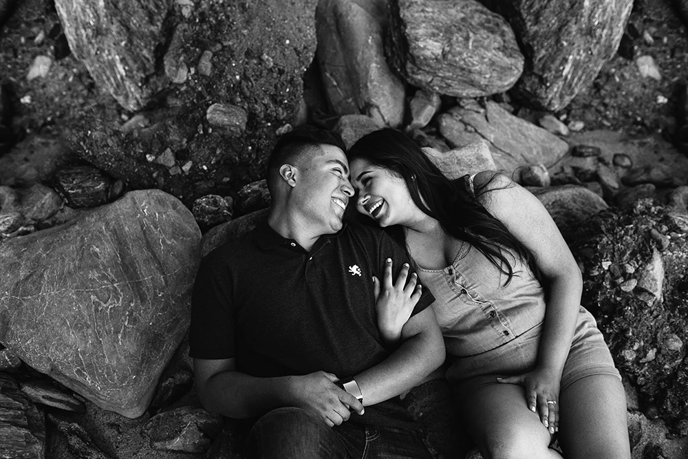 anahi_gustavo_engagement_-00 (24).jpg