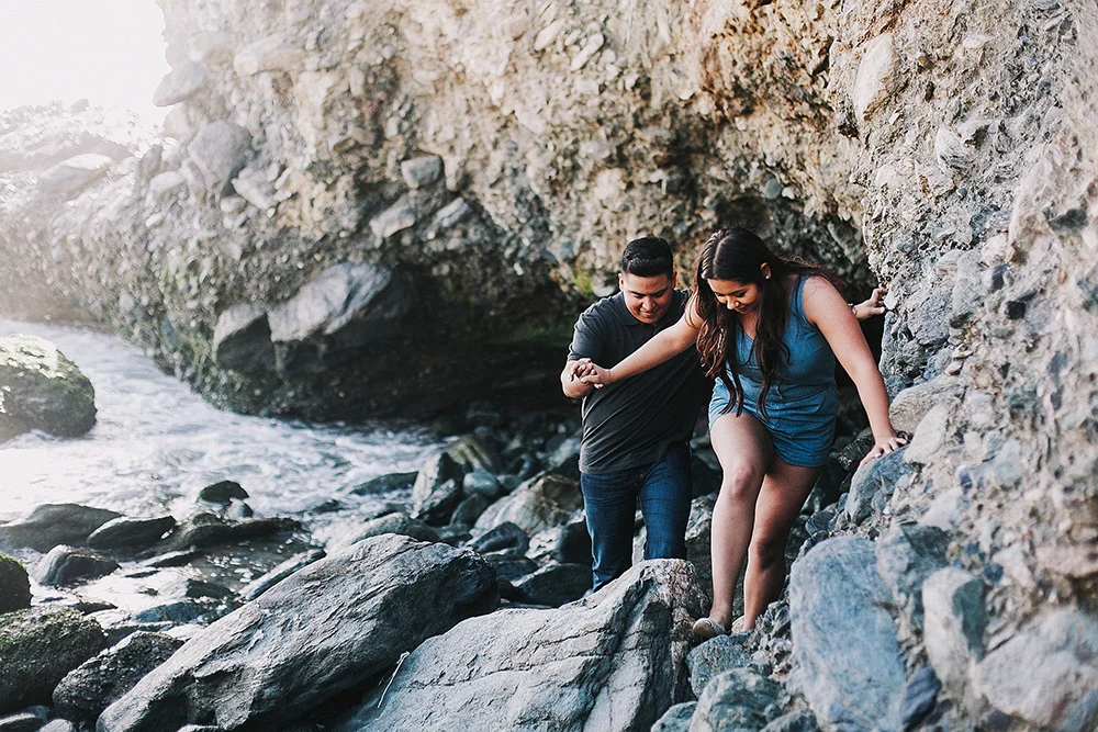 anahi_gustavo_engagement_-00 (11).jpg