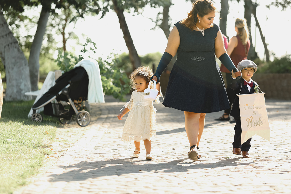 jas_theo_lakeoak_meadows_wedding_-039.jpg