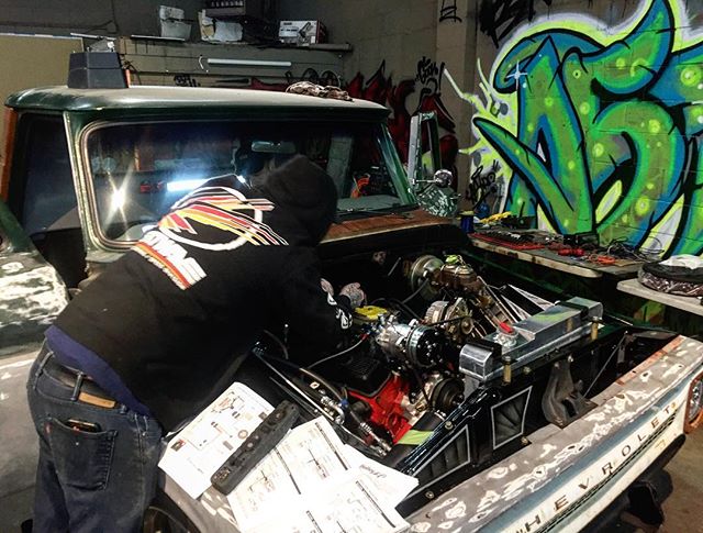 Installing a @holleyperformance Sniper EFI into the 65. Hoping to have to done and ready to cruise down and check out the @americasclassictrucks show. .
.
.
#c10 #c10era #c10trucks #c10nation #c10chevy #okc #ancla #staygrounded
