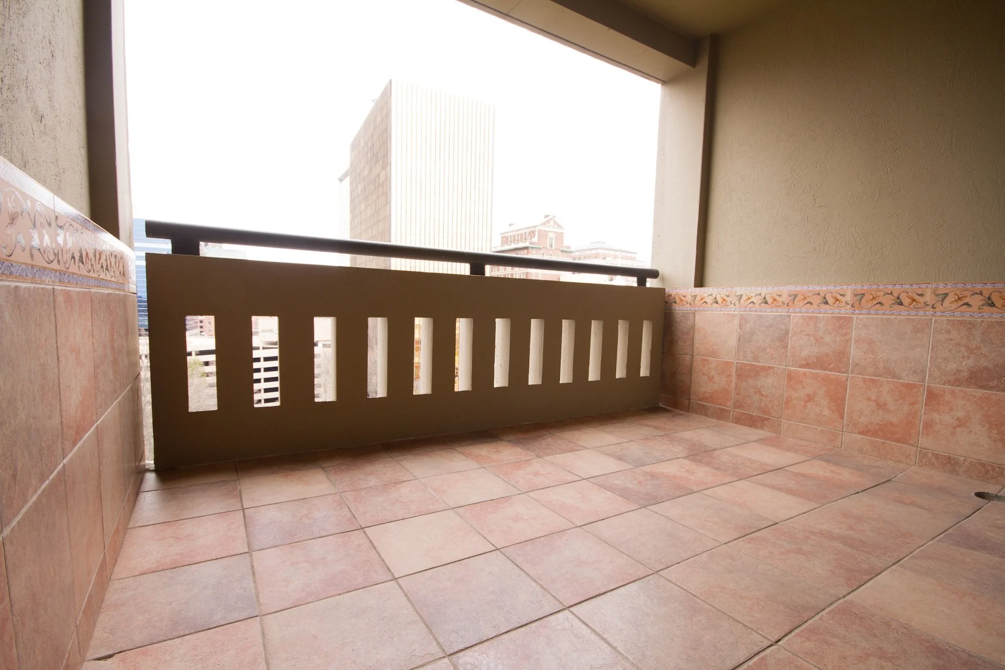 patio1.jpg